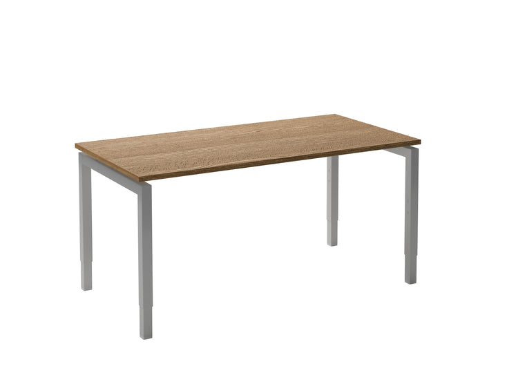 Easy 4 bureau met eiken tabak blad en wit onderstel van Ceha Europe