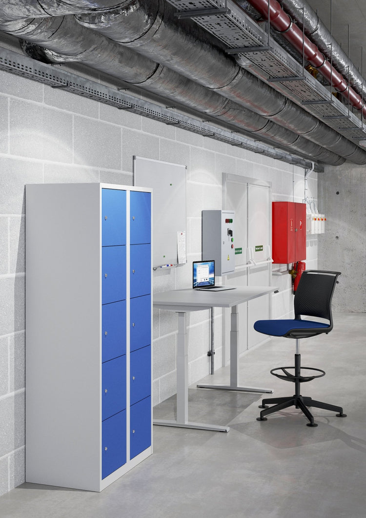 Ergonomische werkplek met elektrisch verstelbaar zit-sta bureau