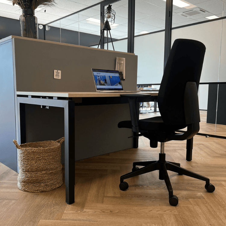 Bureaustoel Rock aan bureau
