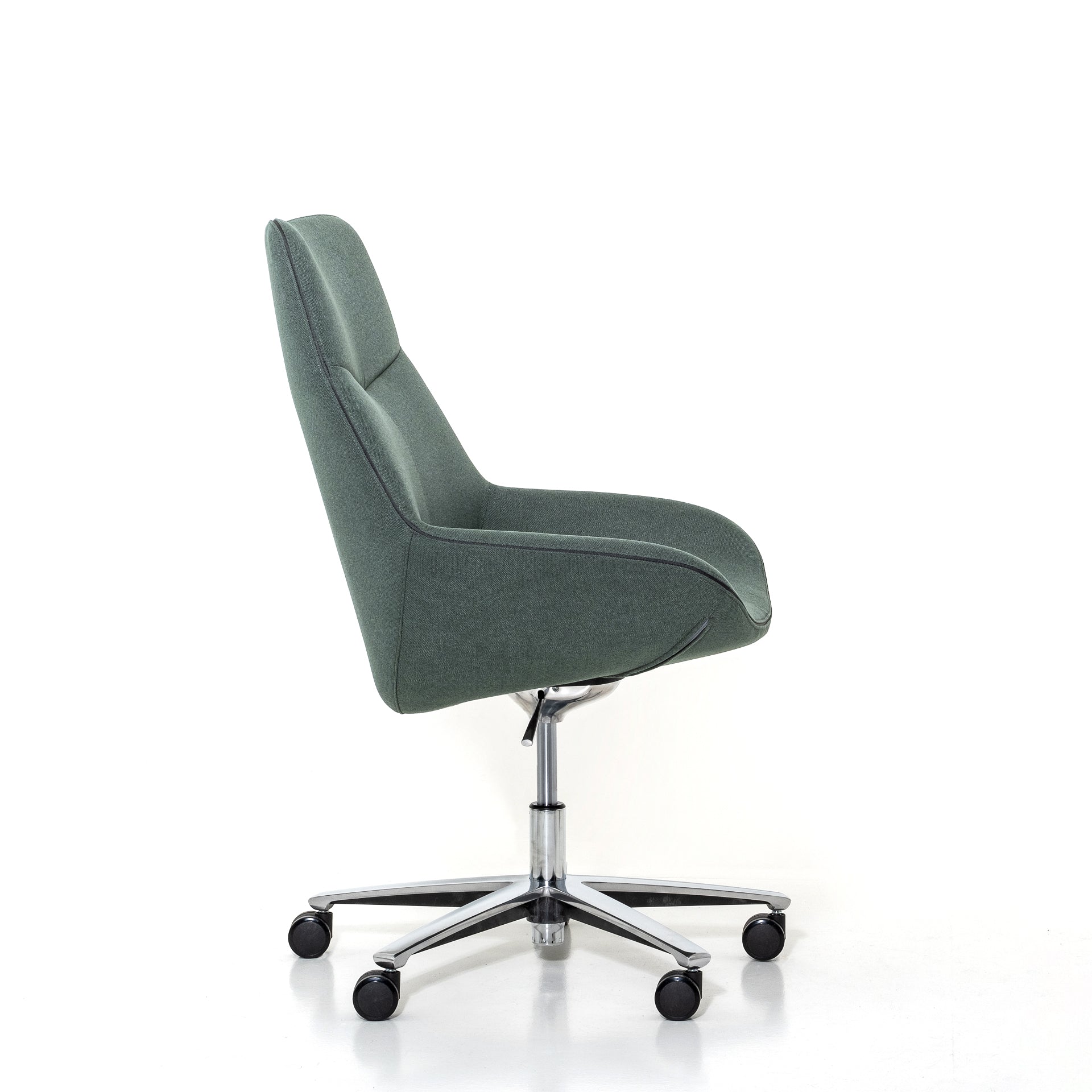 Zijkant Cato conferentiestoel met hoge rug met mosgroene stof