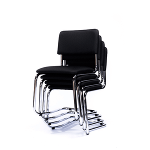 Stapelbare conferentiestoel Iris in zwart en chroom uitvoering