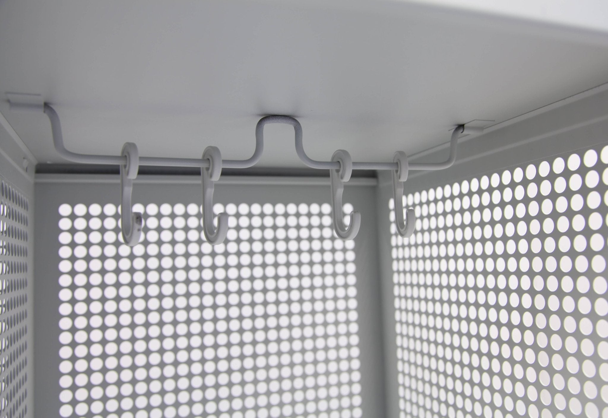 Garderobekast met gaas en kledinghaken 180-2.2 RAL7035