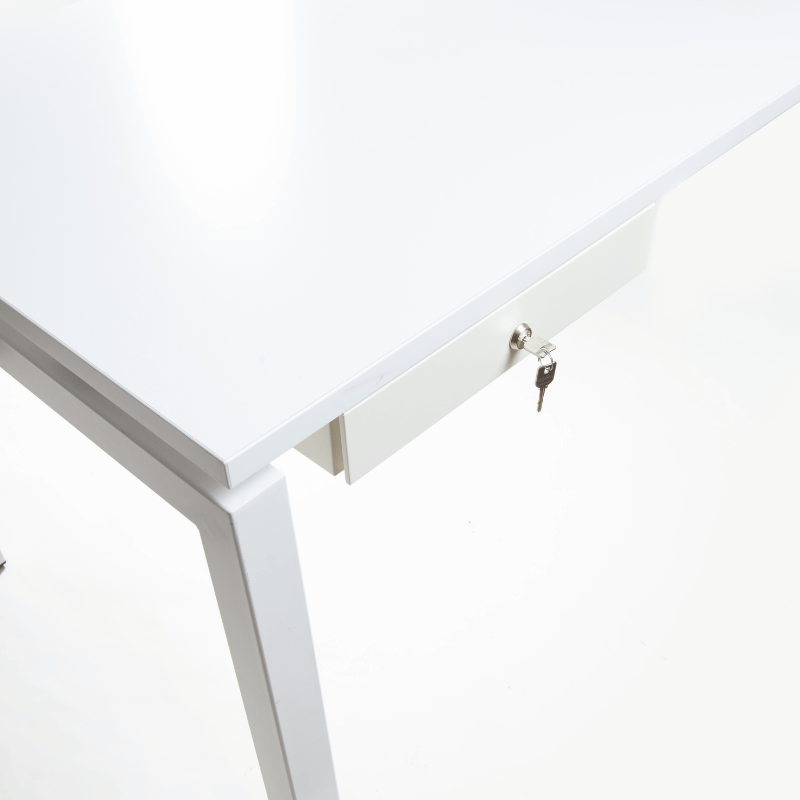 Witte persoonlijke lade